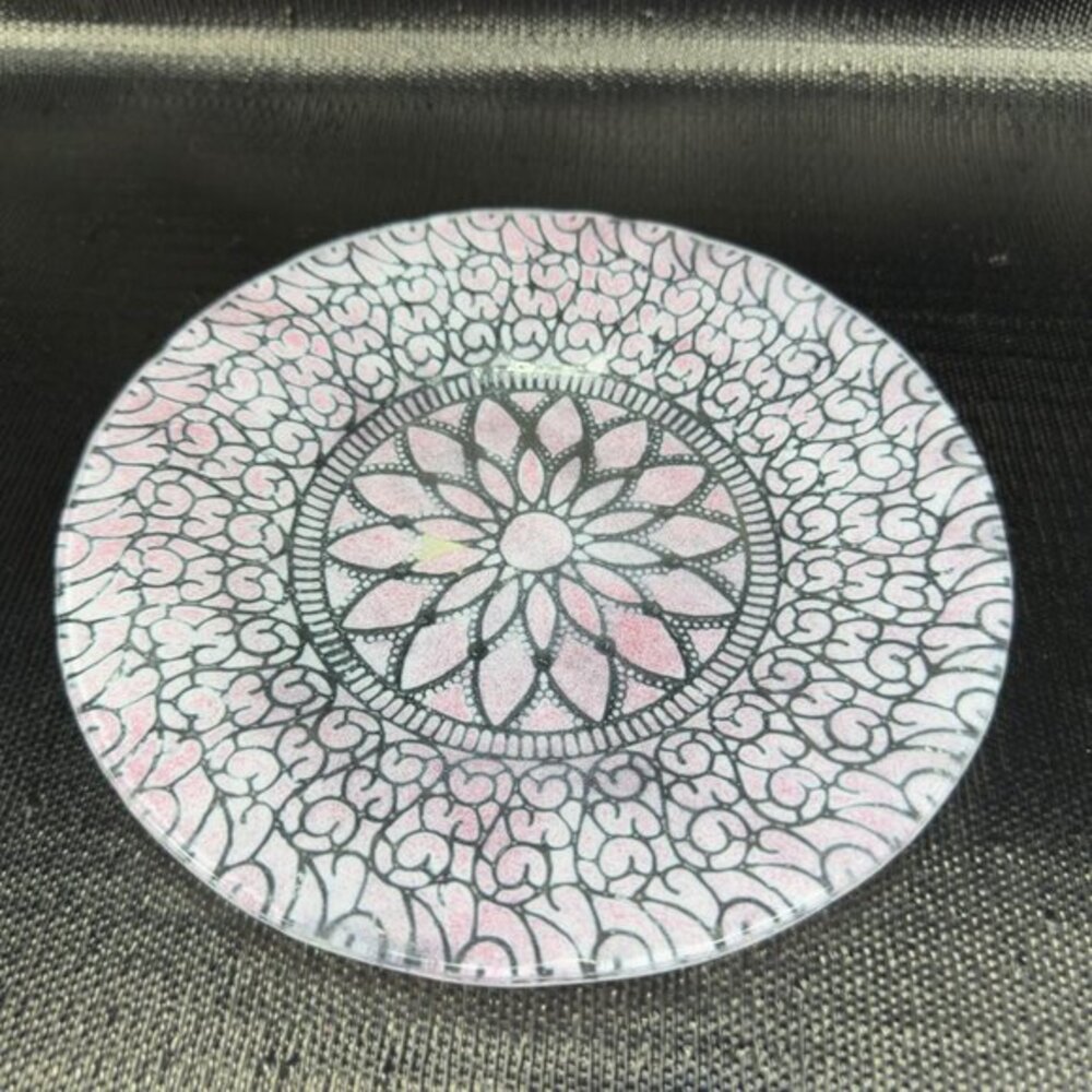 Sydenstricker Pink Fused Art Glass Dish‎ Plate 8.5inch Wide Floral Pattern Dish